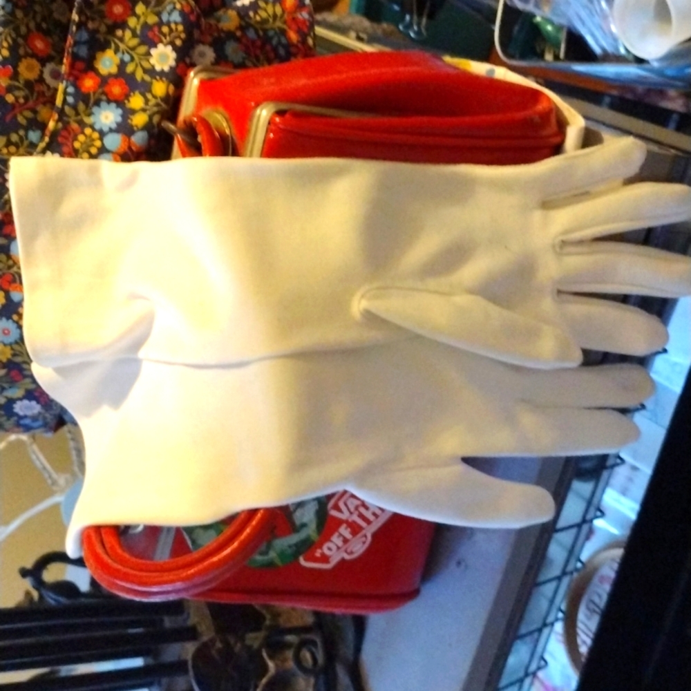 Vintage white gloves